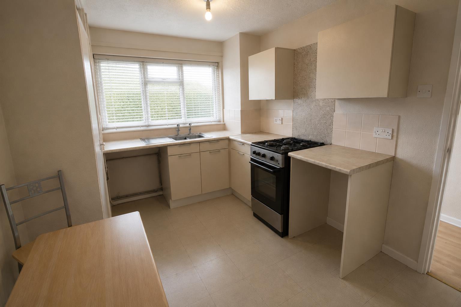 27 Crestwood Court, Shropshire, SY11 1DB For Sale